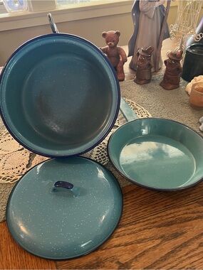Vintage Robin egg blue Speckled Enamel Cookware Combo Set 3 Pieces Glamping ❤️💙😊